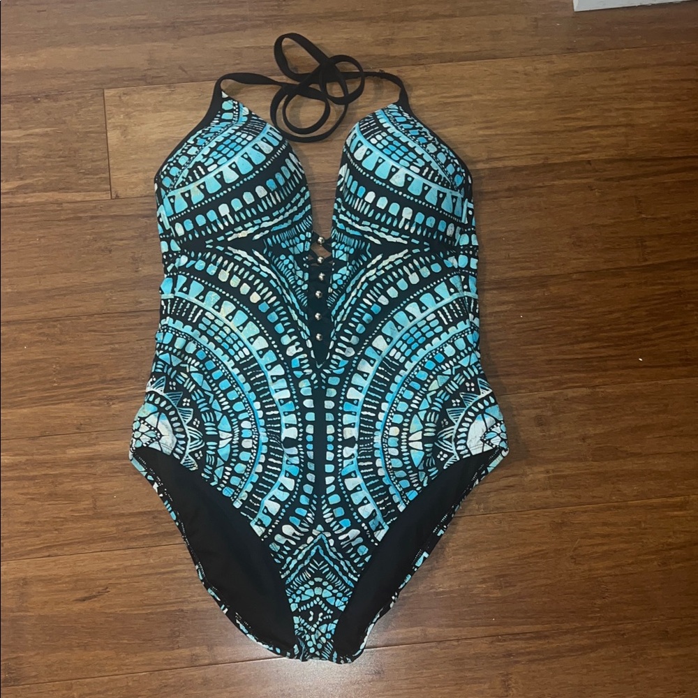 Kenneth Cole New York Turquoise and Black One-Piece Swimsuit